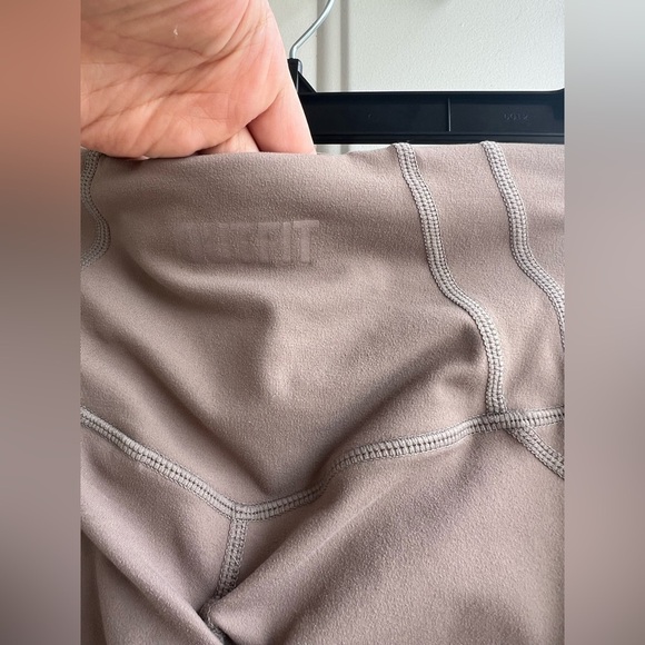 The Outfit Athletic “The Empress” Legging - Walnut - Size M - Picture 15 of 15